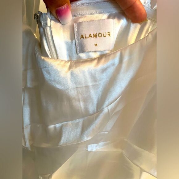 Alamour the Label White Dress - Picture 2 of 7